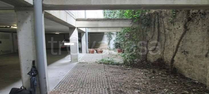 appartamento in vendita a Milano in zona Niguarda