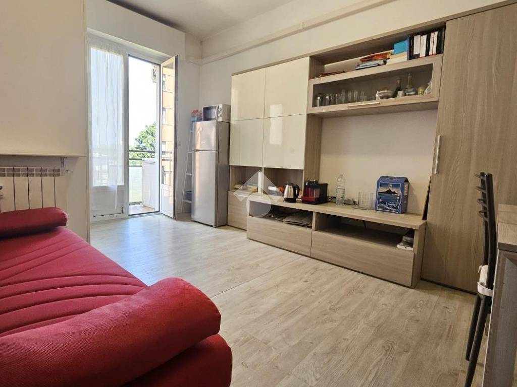 appartamento in vendita a Milano in zona Adriano