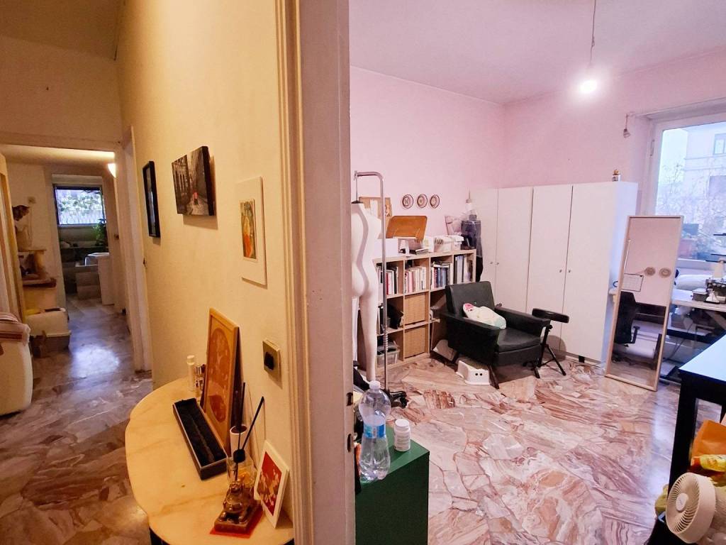 appartamento in vendita a Milano in zona Centro Direzionale