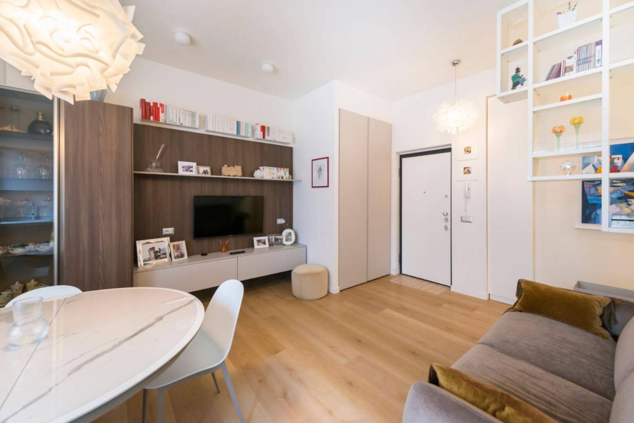 appartamento in vendita a Milano in zona Corvetto