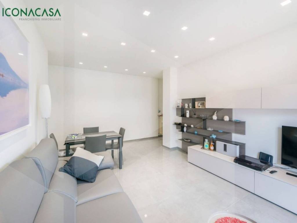 appartamento in vendita a Milano in zona Porta Romana