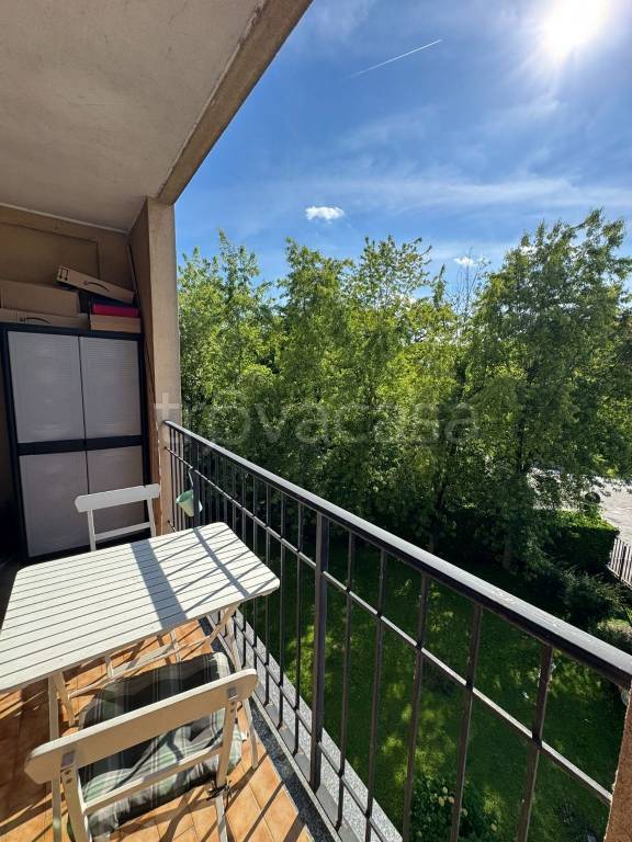 appartamento in vendita a Milano in zona Adriano