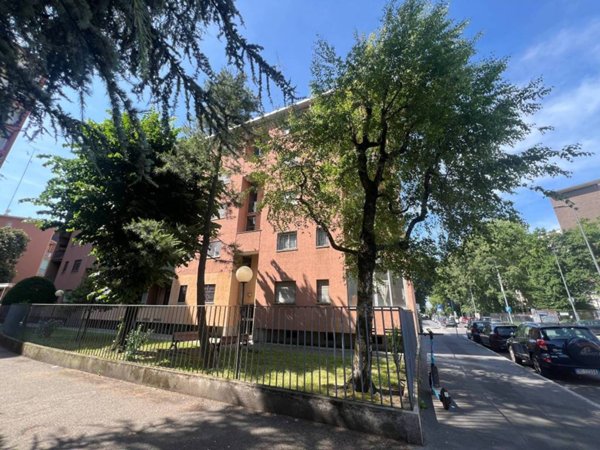 appartamento in vendita a Milano in zona Corvetto