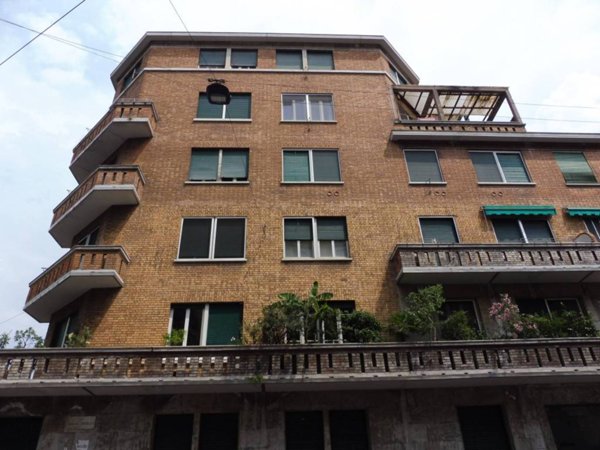 appartamento in vendita a Milano in zona Città Studi