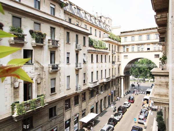 appartamento in vendita a Milano in zona Guastalla