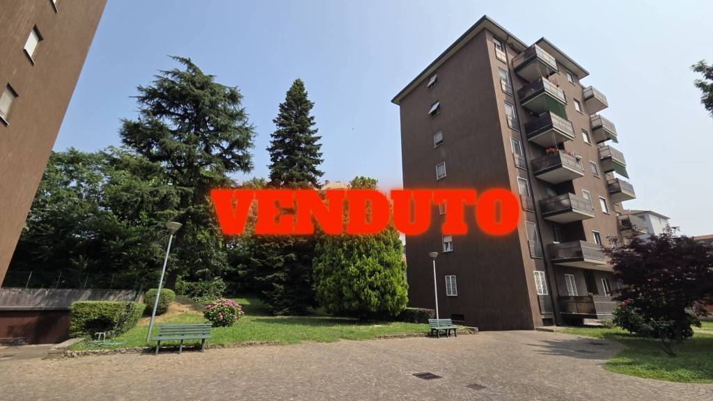 appartamento in vendita a Milano in zona Vialba