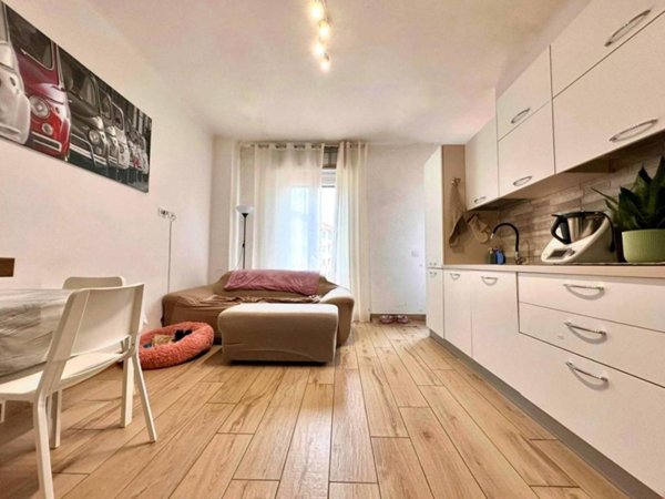 appartamento in vendita a Milano in zona Vigentino