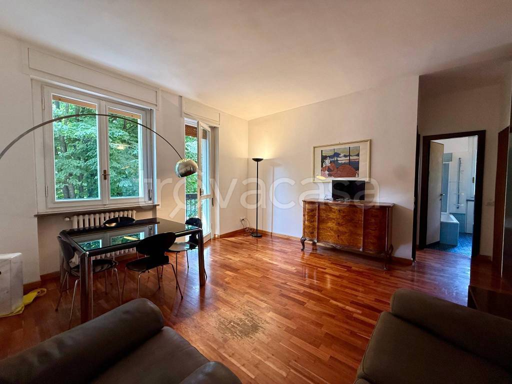 appartamento in vendita a Milano in zona Vigentino