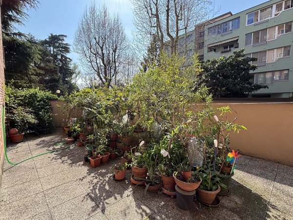 appartamento in vendita a Milano in zona QT8