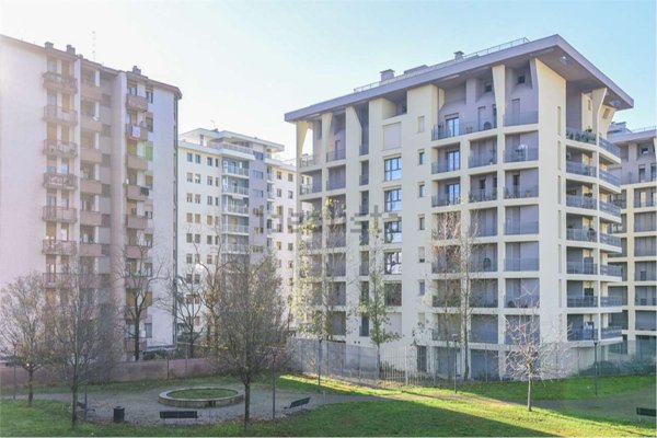 appartamento in vendita a Milano in zona Gallaratese