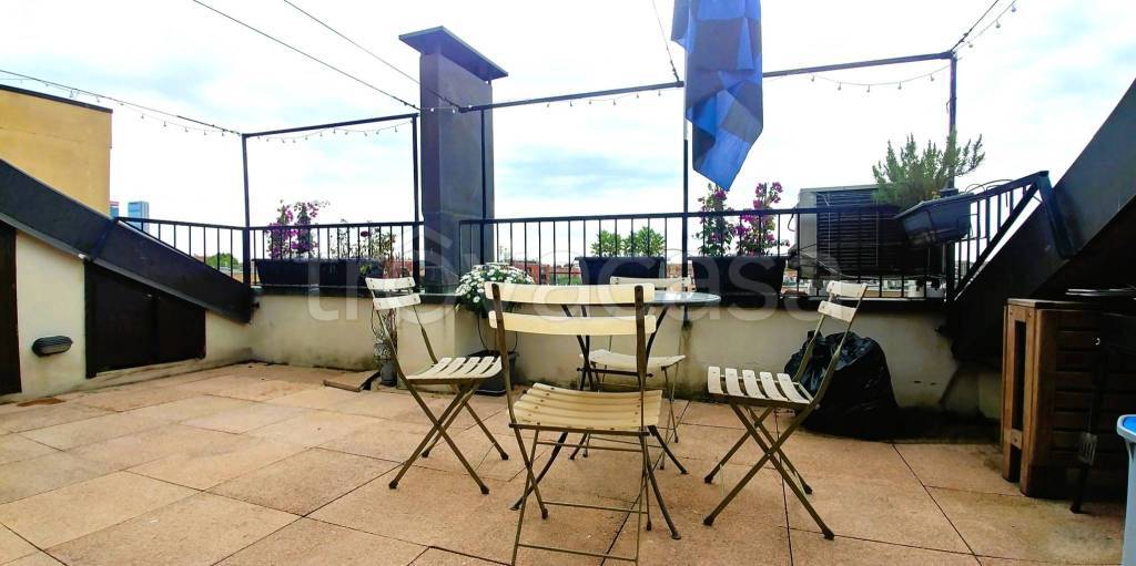 appartamento in vendita a Milano in zona Trenno