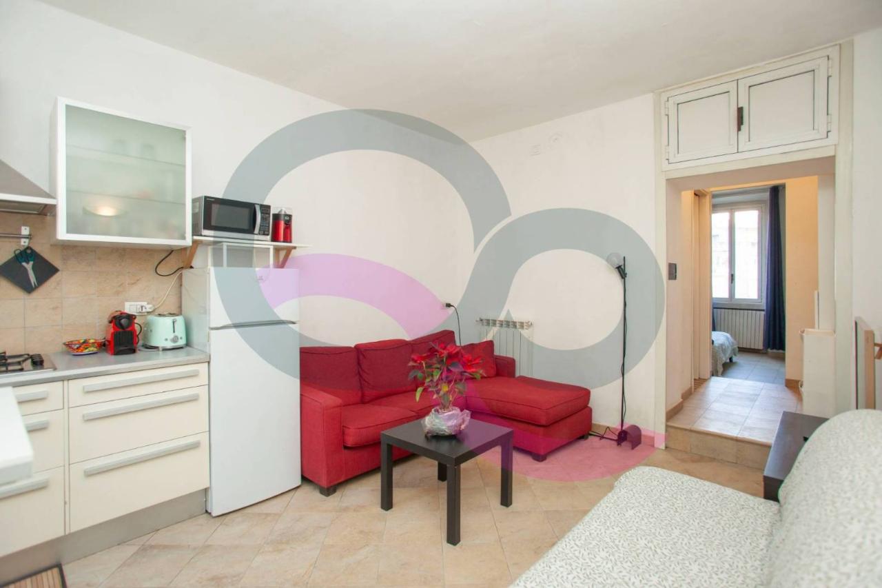 appartamento in vendita a Milano in zona Bullona