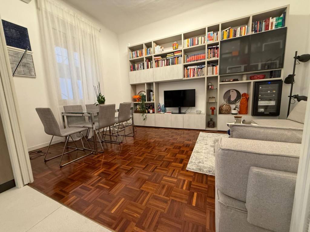 appartamento in vendita a Milano in zona Città Studi