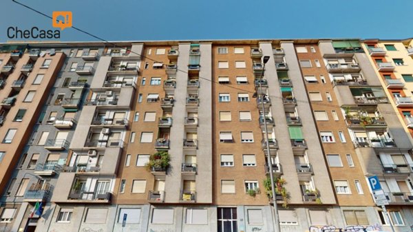 ufficio in vendita a Milano in zona Loreto