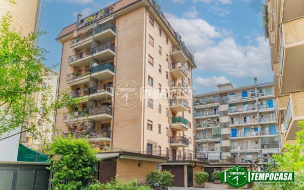appartamento in vendita a Milano in zona San Siro