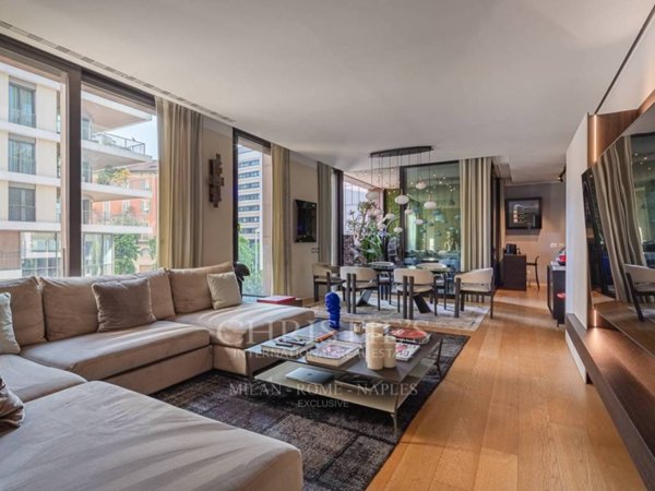 appartamento in vendita a Milano in zona Porta Garibaldi