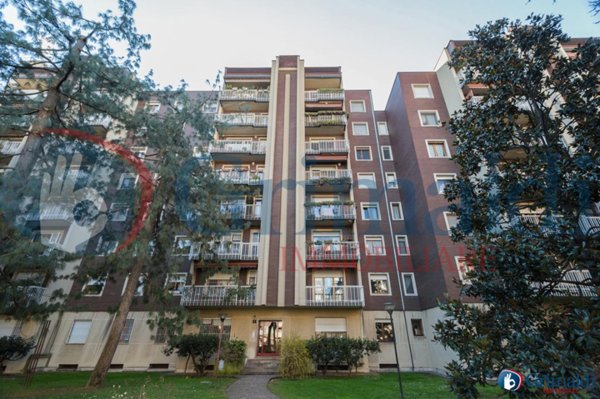 appartamento in vendita a Milano in zona San Siro