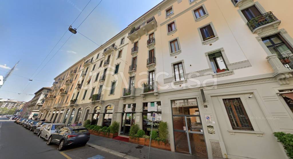 appartamento in vendita a Milano in zona Sempione