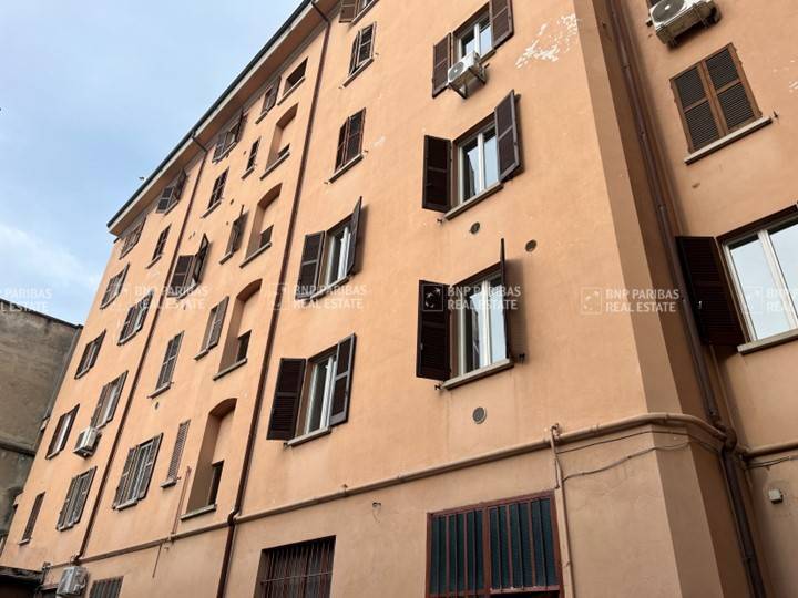 appartamento in vendita a Milano in zona Porta Nuova
