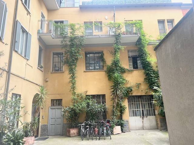 appartamento in vendita a Milano in zona Loreto