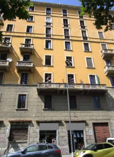 negozio in vendita a Milano in zona Chiesa Rossa