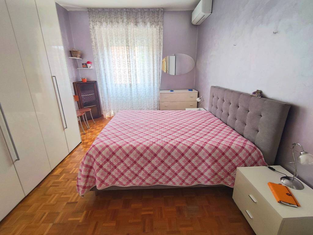 appartamento in vendita a Milano in zona Baggio