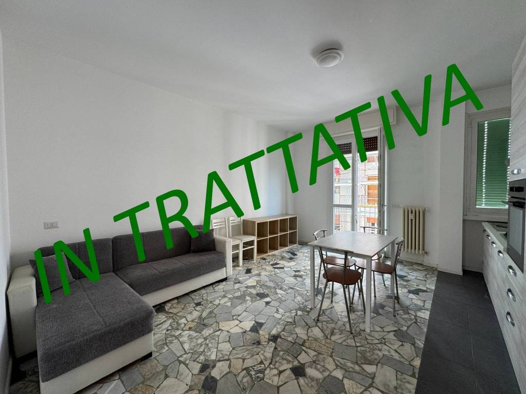 appartamento in vendita a Milano in zona Barona