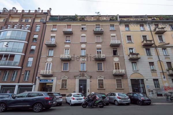 appartamento in vendita a Milano in zona Casoretto