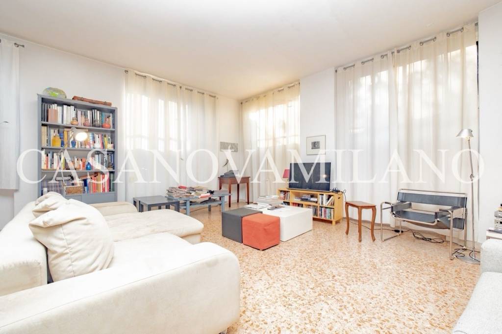 appartamento in vendita a Milano in zona Gorla