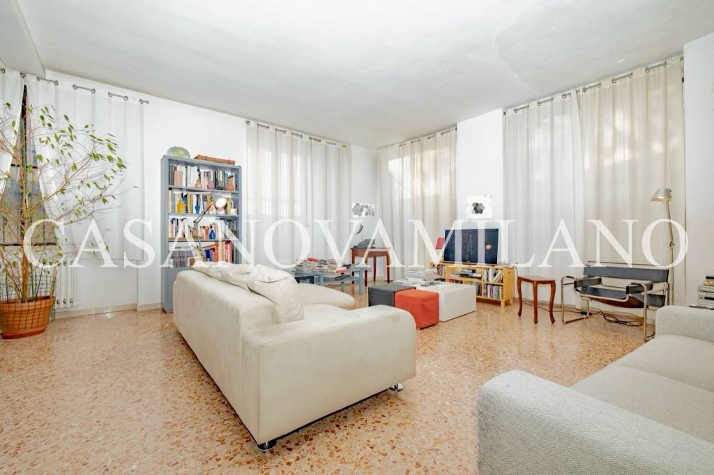 appartamento in vendita a Milano in zona Gorla