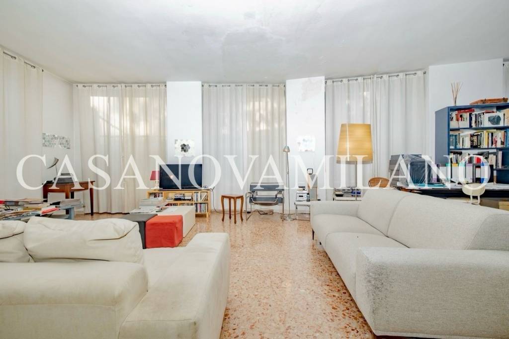 appartamento in vendita a Milano in zona Gorla