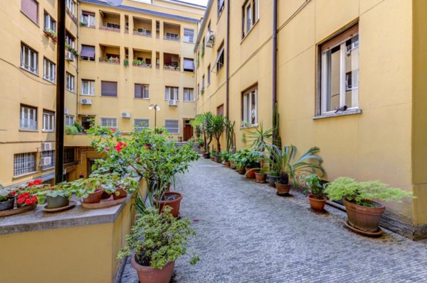 appartamento in vendita a Milano in zona Centro Direzionale
