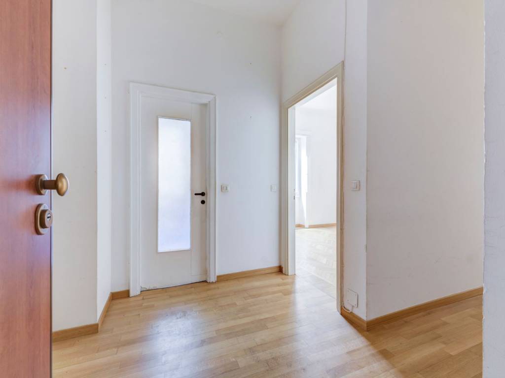 appartamento in vendita a Milano in zona Porta Nuova