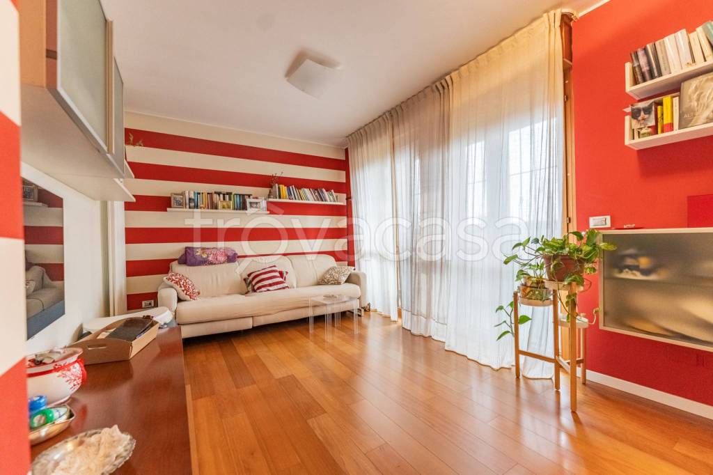 appartamento in vendita a Milano in zona Loreto
