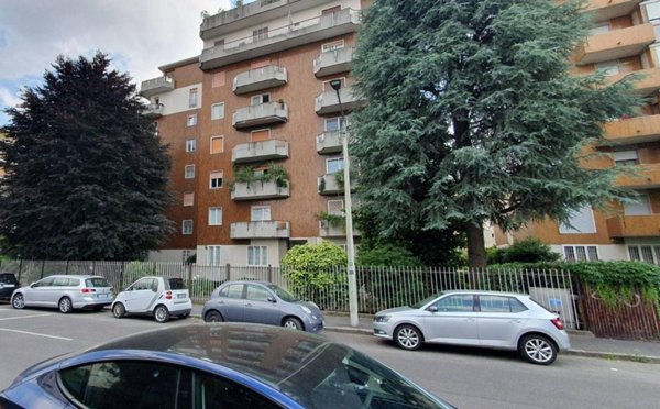 appartamento in vendita a Milano in zona Barona