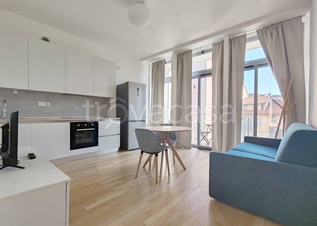 appartamento in vendita a Milano in zona Loreto