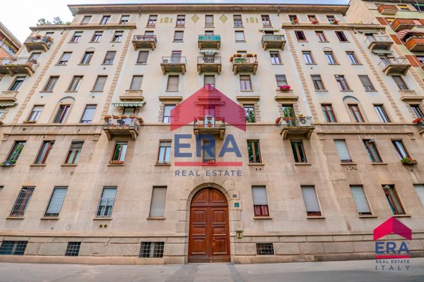appartamento in vendita a Milano in zona Famagosta