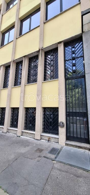 ufficio in vendita a Milano