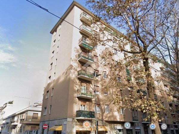appartamento in vendita a Milano in zona Barona