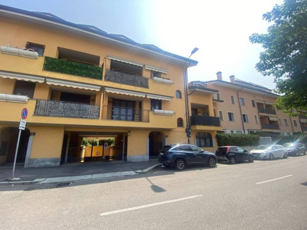 attico in vendita a Milano in zona Muggiano