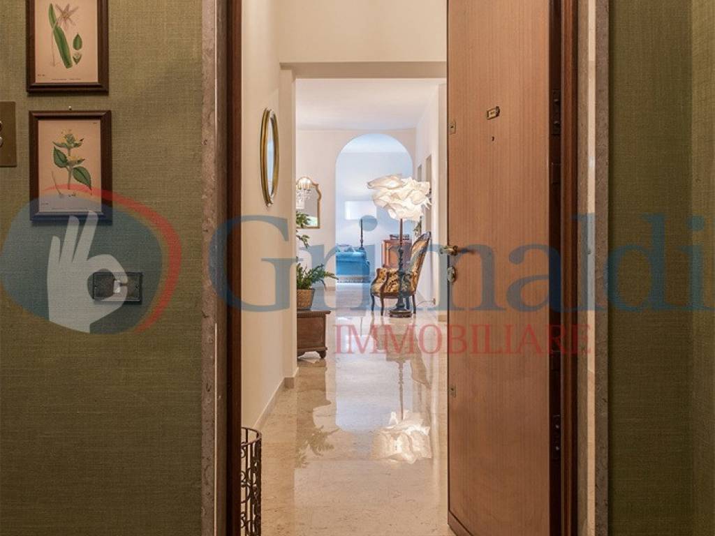 appartamento in vendita a Milano in zona Trenno