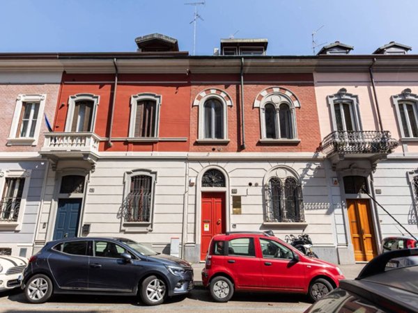 casa indipendente in vendita a Milano