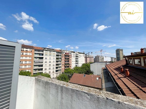 appartamento in vendita a Milano in zona Porta Venezia