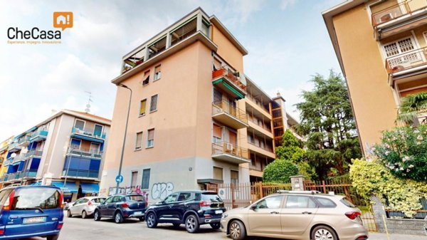 appartamento in vendita a Milano in zona Gorla