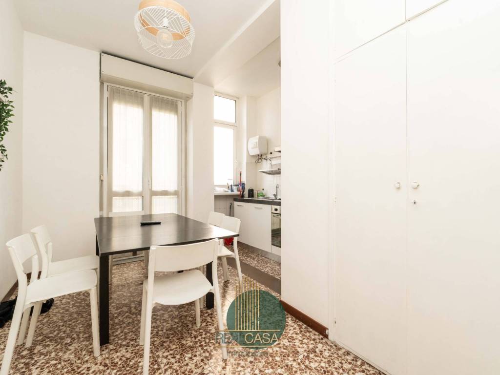 appartamento in vendita a Milano in zona Calvairate