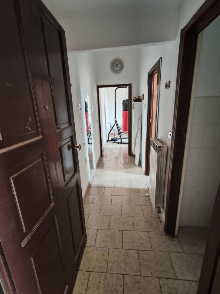 appartamento in vendita a Milano in zona Baggio