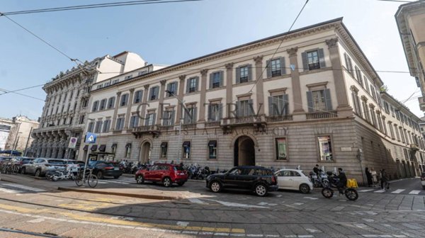 appartamento in vendita a Milano in zona Sempione