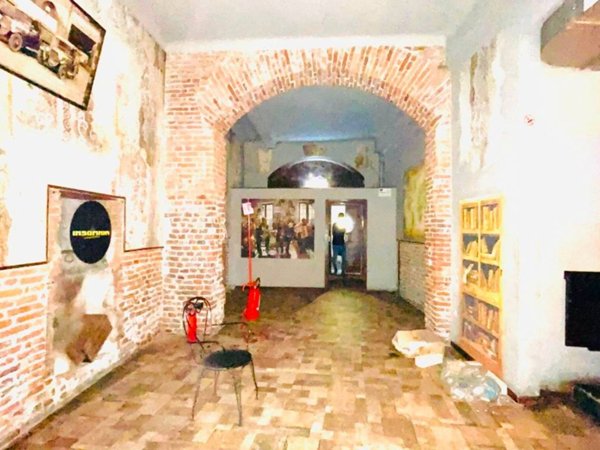 negozio in vendita a Milano in zona Chiesa Rossa