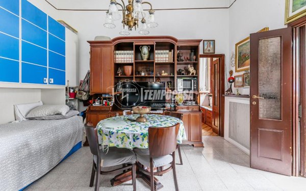 appartamento in vendita a Milano in zona Dergano