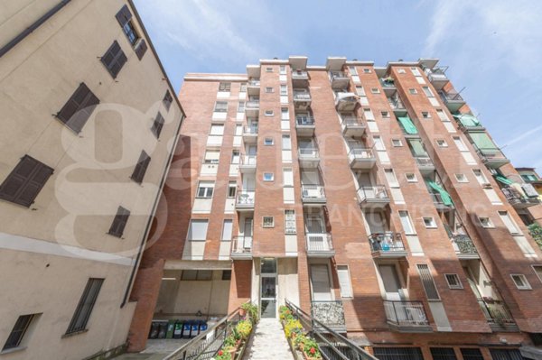 appartamento in vendita a Milano in zona Barona